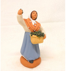 santons cueilleuse d olives taille 6- 7cm