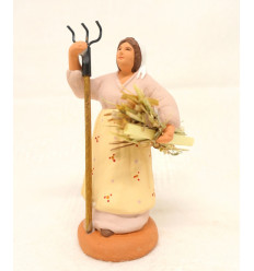 santon femme au foin 6-7cm